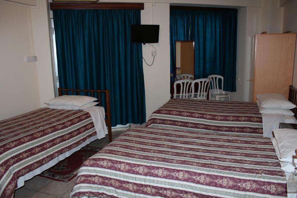 Delphi Hotel Nicosia Szoba fotó